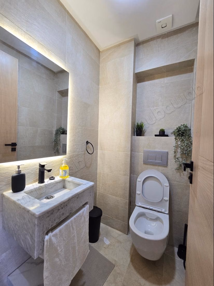 Grande studio arredato in affitto nel quartiere OASIS