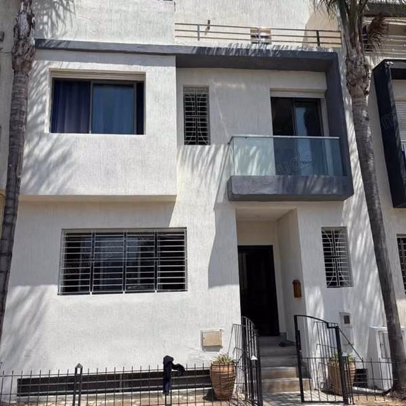 Villa à Louer de 78.0 m² à Casablanca, Laymoune