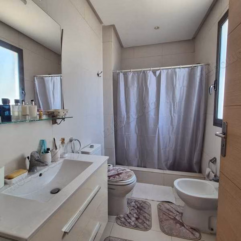 Villa à Louer de 78.0 m² à Casablanca, Laymoune