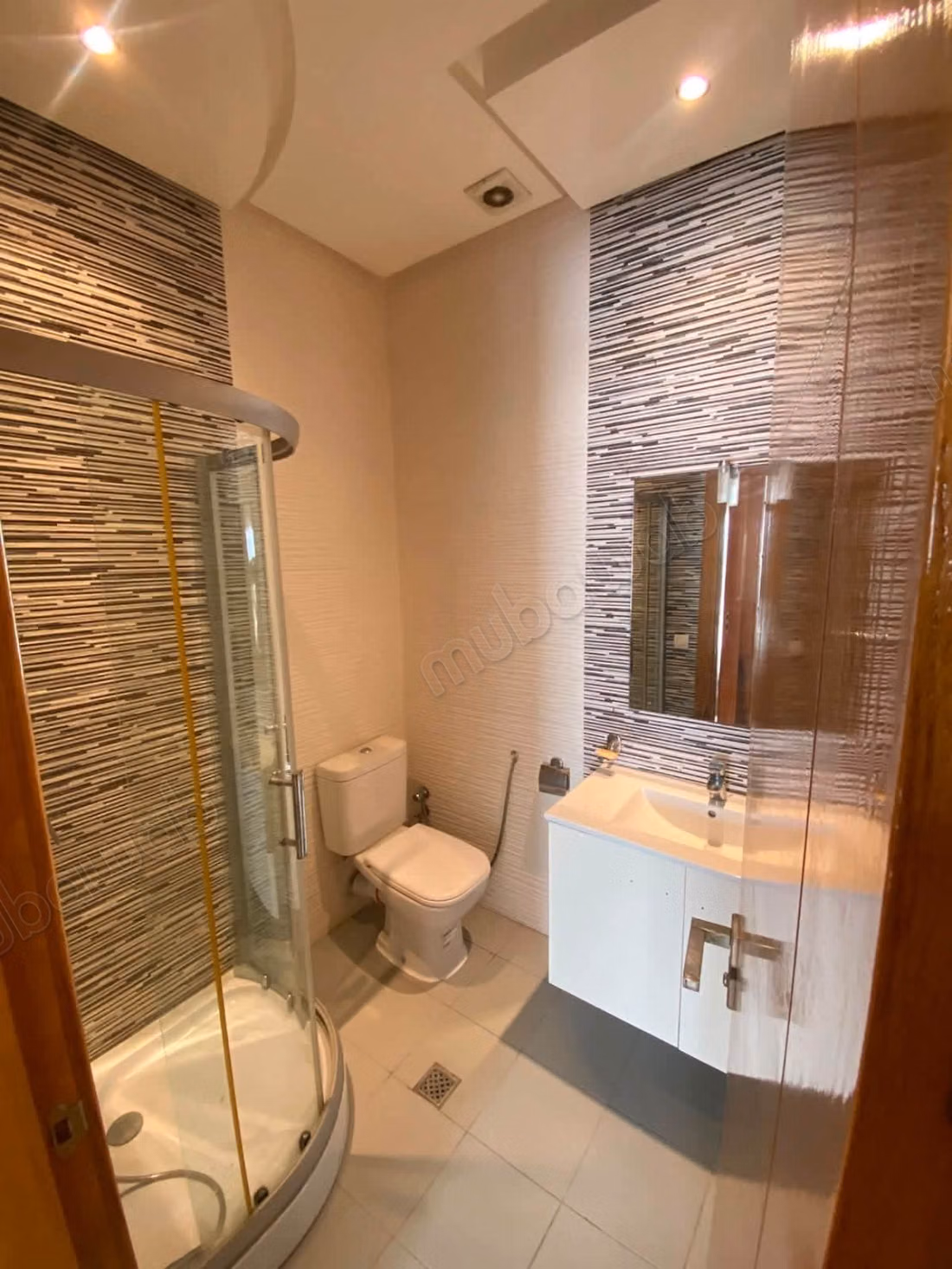 Bel apartamento en alquiler en Agdal. Superficie 80 m²