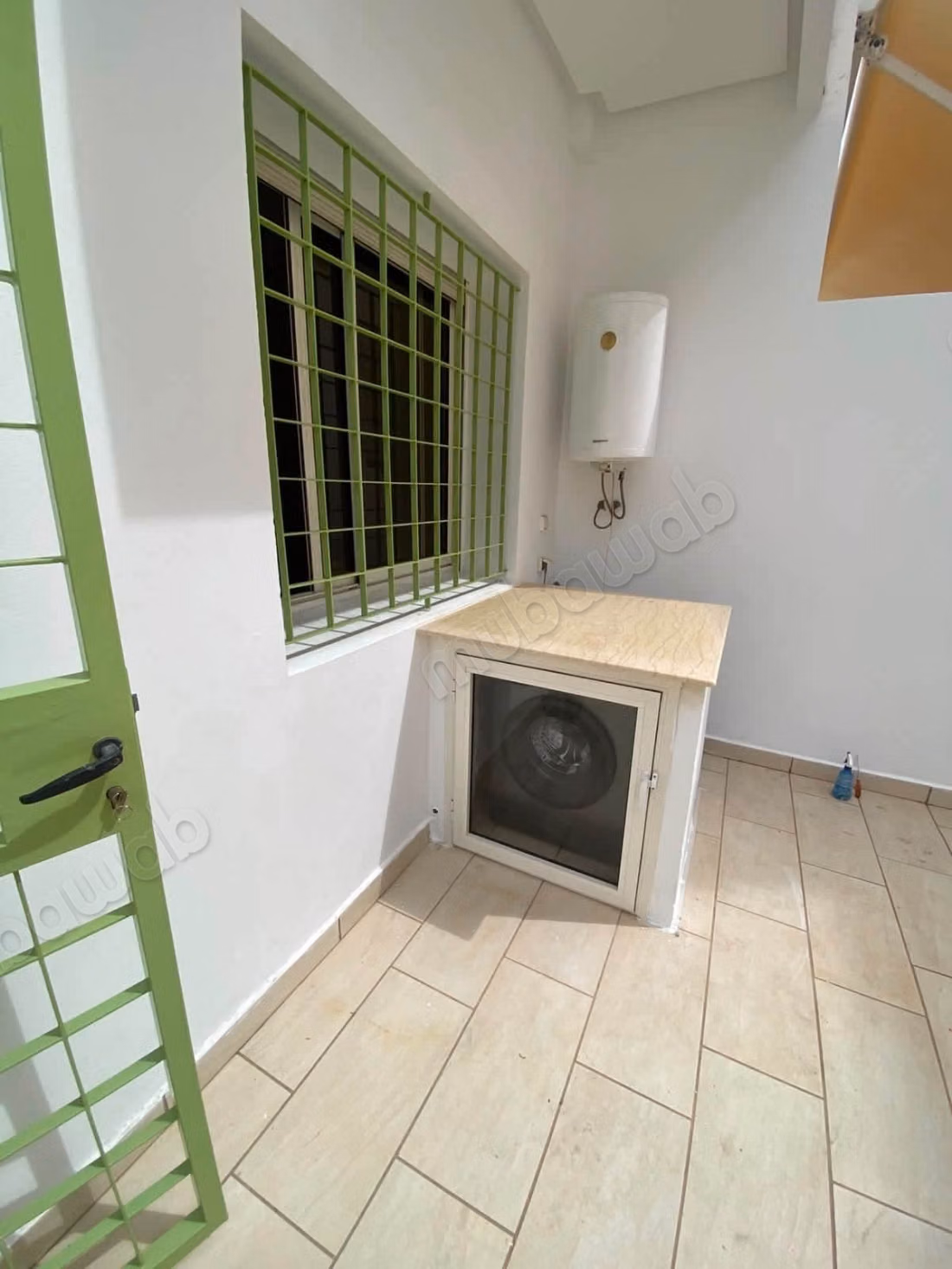 Bel apartamento en alquiler en Agdal. Superficie 80 m²