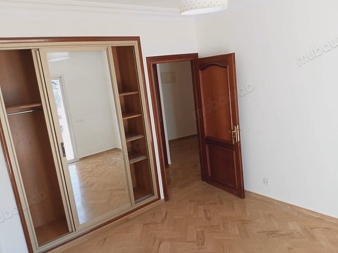 Appartement en location à Gauthier. 4 pièces. Porte sécurisée et chauffage central