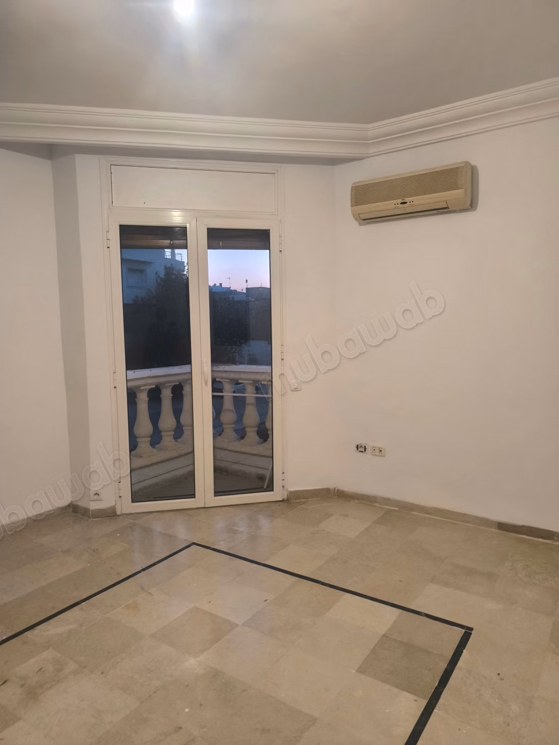 Maison de luxe à louer à Gammarth Supérieur. Surface de 600 m². Belle terrasse et jardin