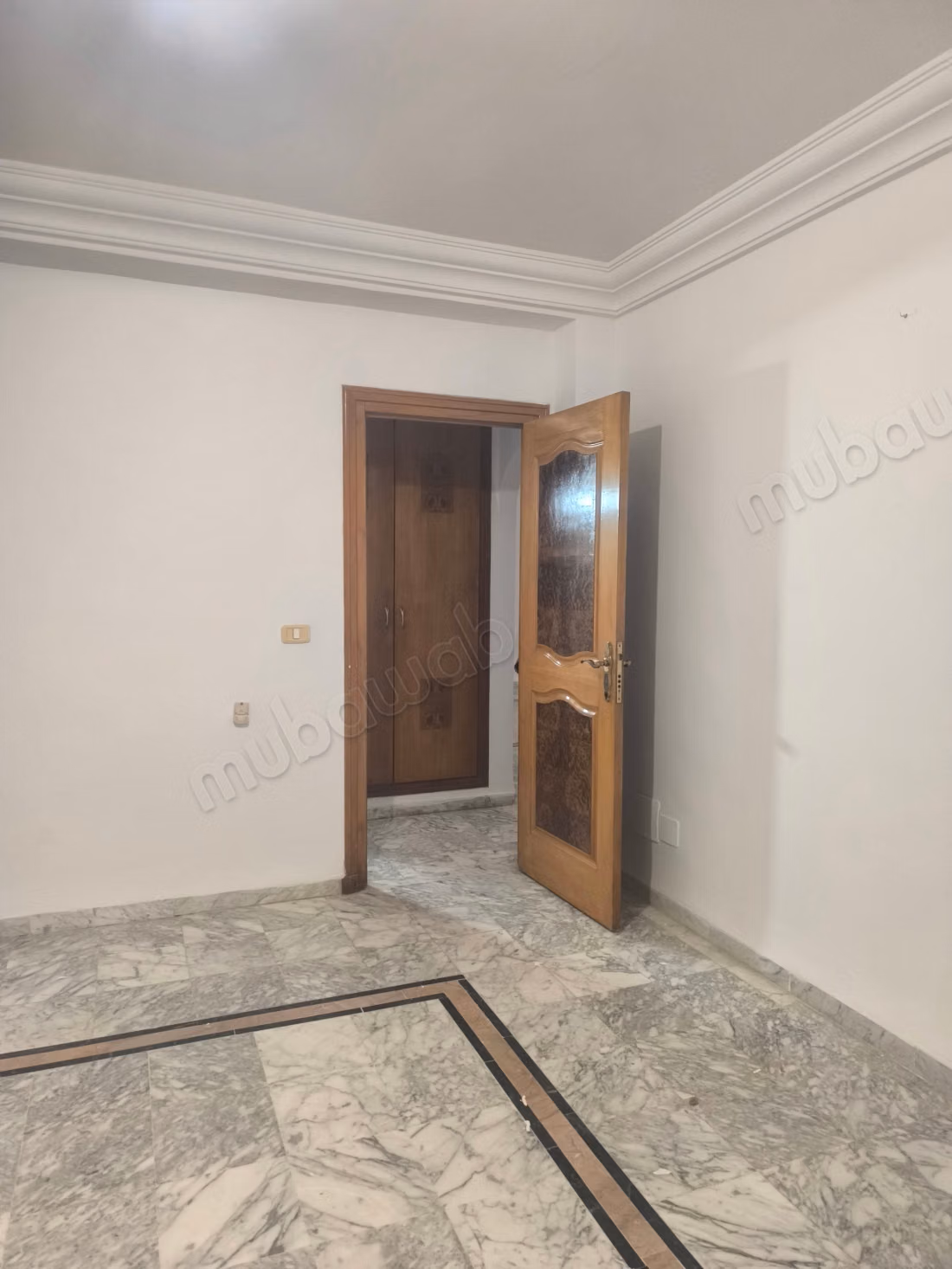 Maison de luxe à louer à Gammarth Supérieur. Surface de 600 m². Belle terrasse et jardin