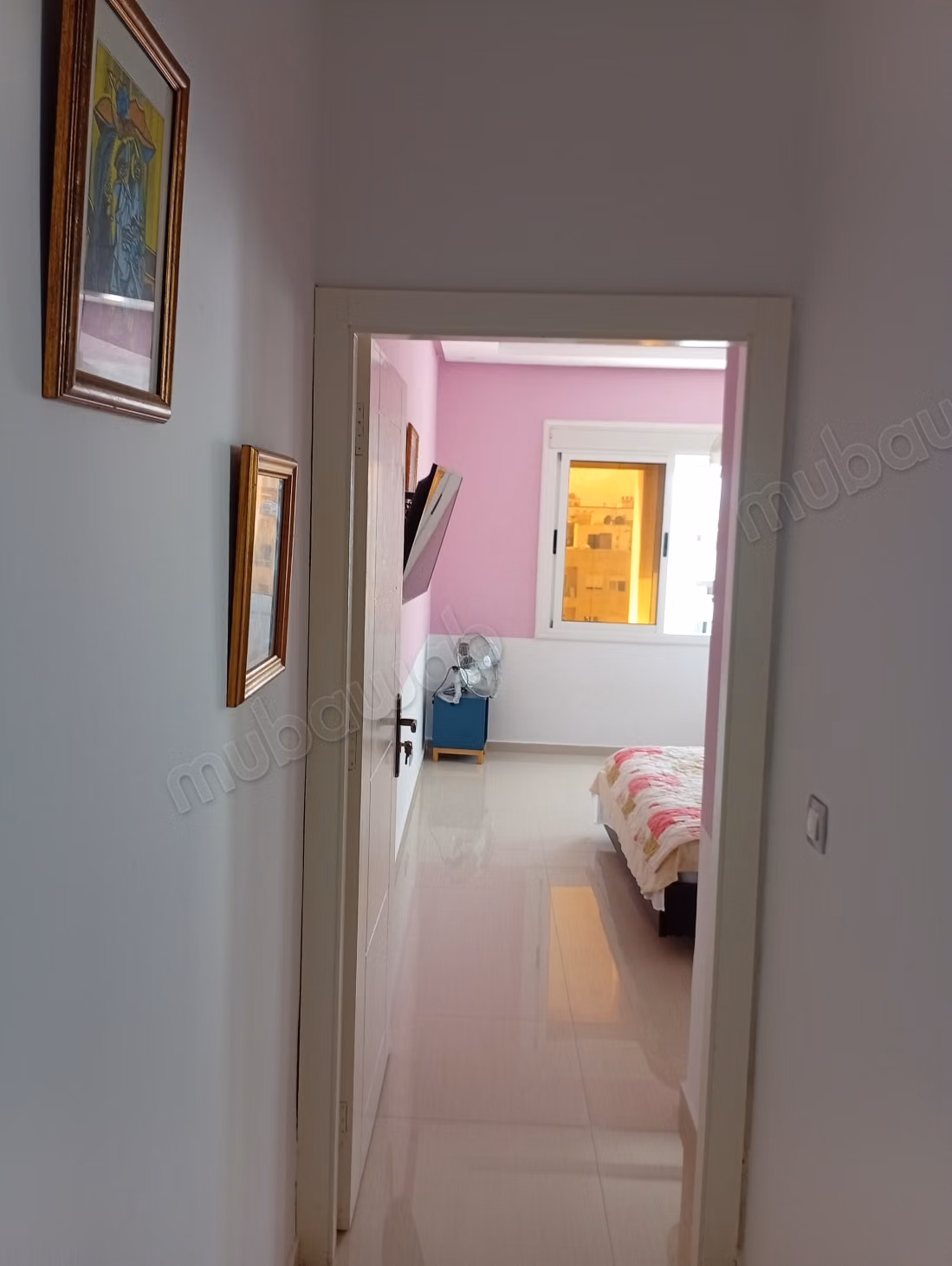 Appartement en vente à Martil. 2 grandes pièces. Prestation de conciergerie, belle Piscine