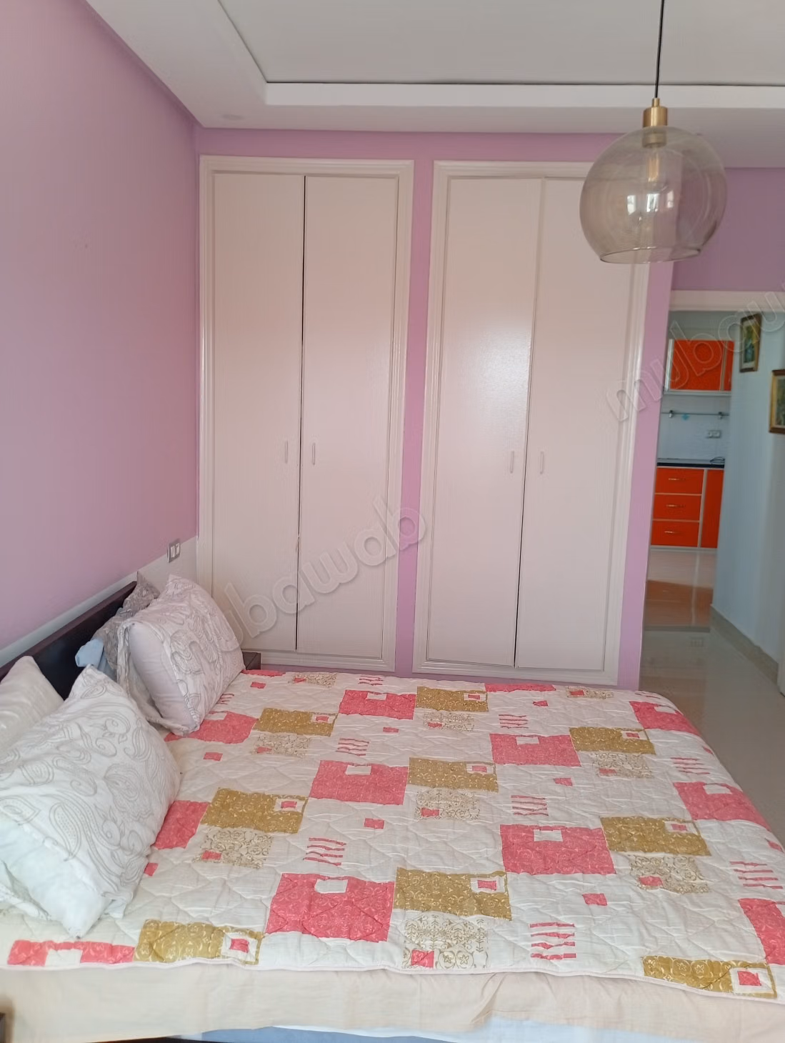 Appartement en vente à Martil. 2 grandes pièces. Prestation de conciergerie, belle Piscine