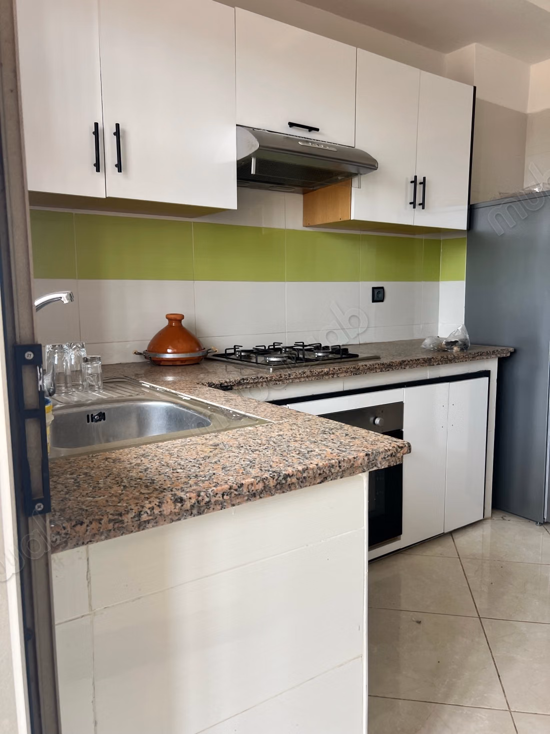 Appartement à louer à Sala el Jadida. Superficie 1000 m². Bien meublé