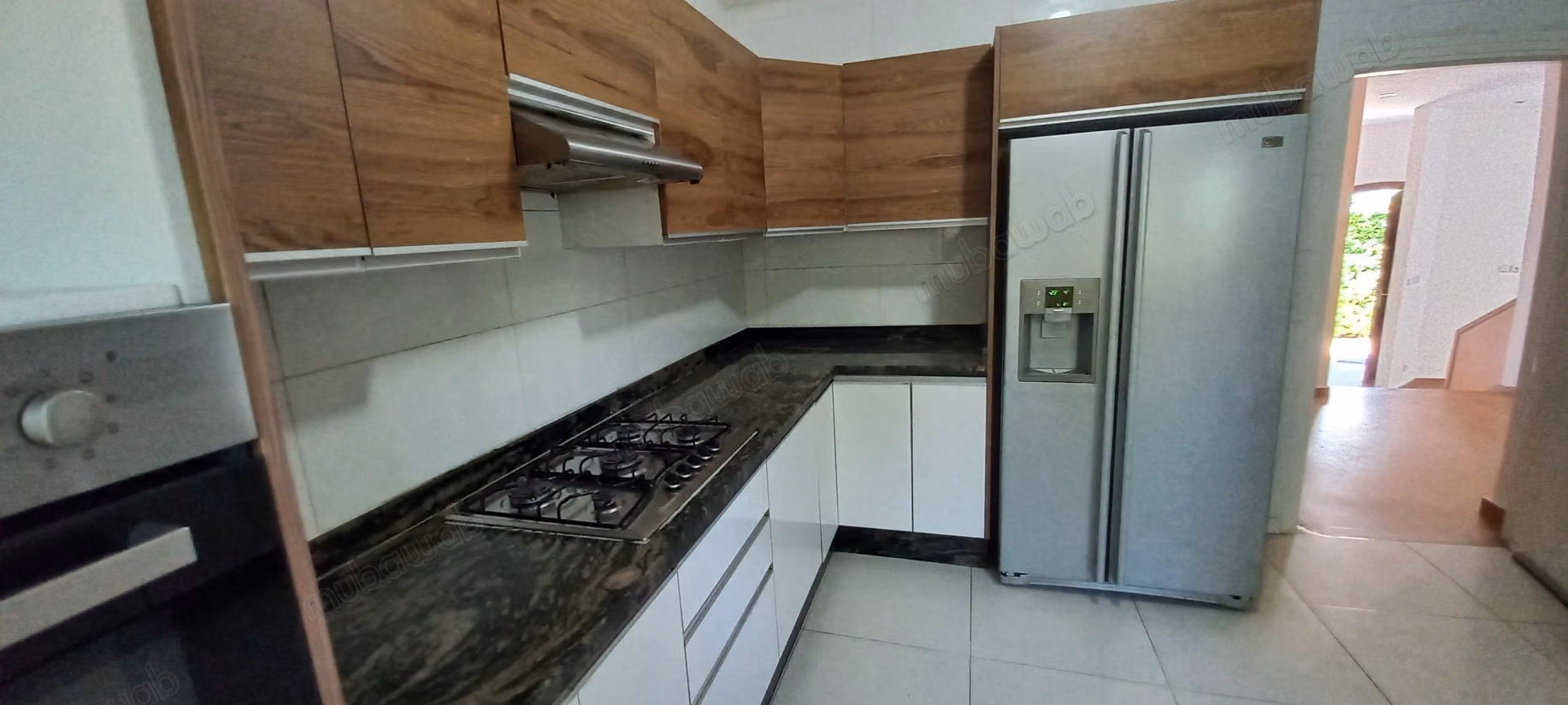 Triplex in affitto ad Ain Diab 4 camere 22000 dhs