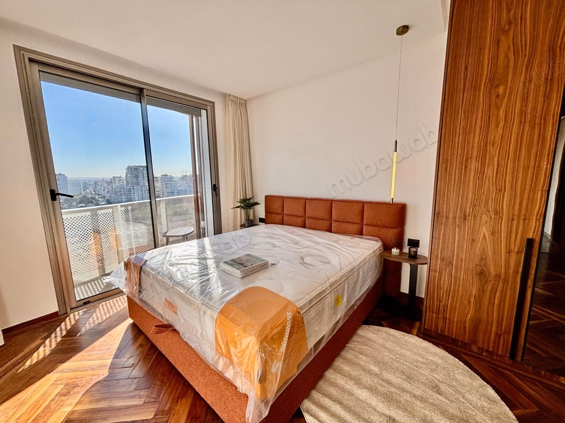 Appartement deux chambres meuble avec vue sur parc