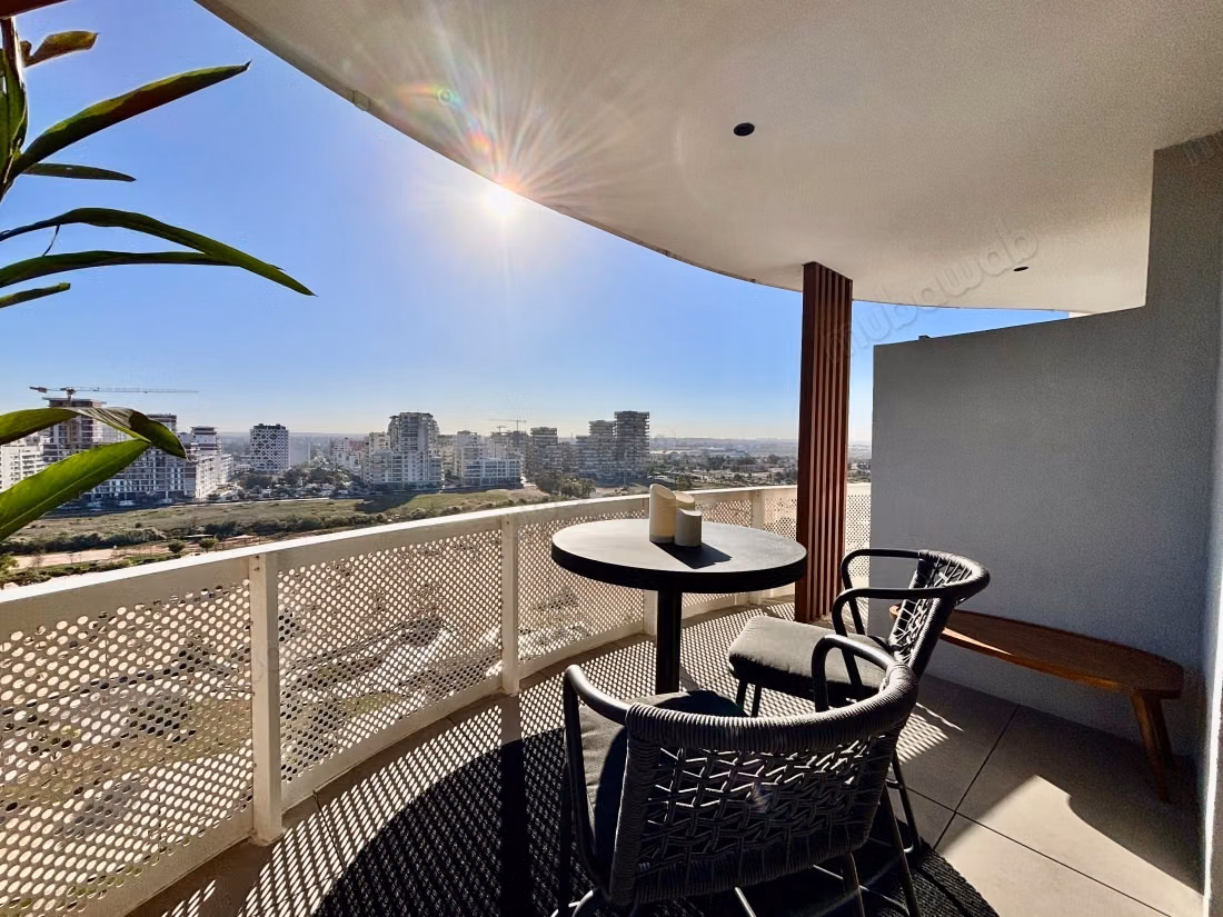 Appartement deux chambres meuble avec vue sur parc