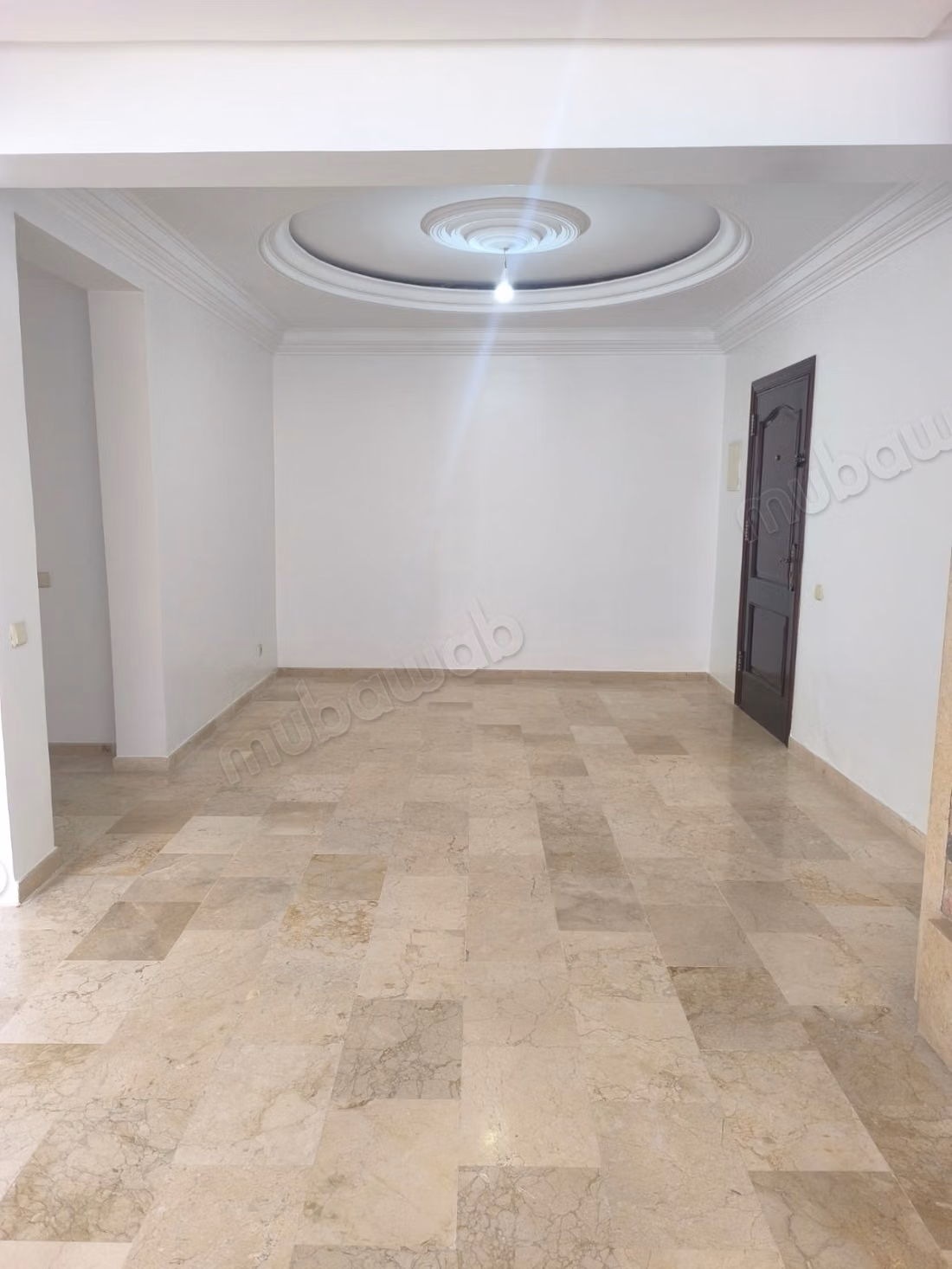 À louer appartement non meublé 107m² 4ème étag
