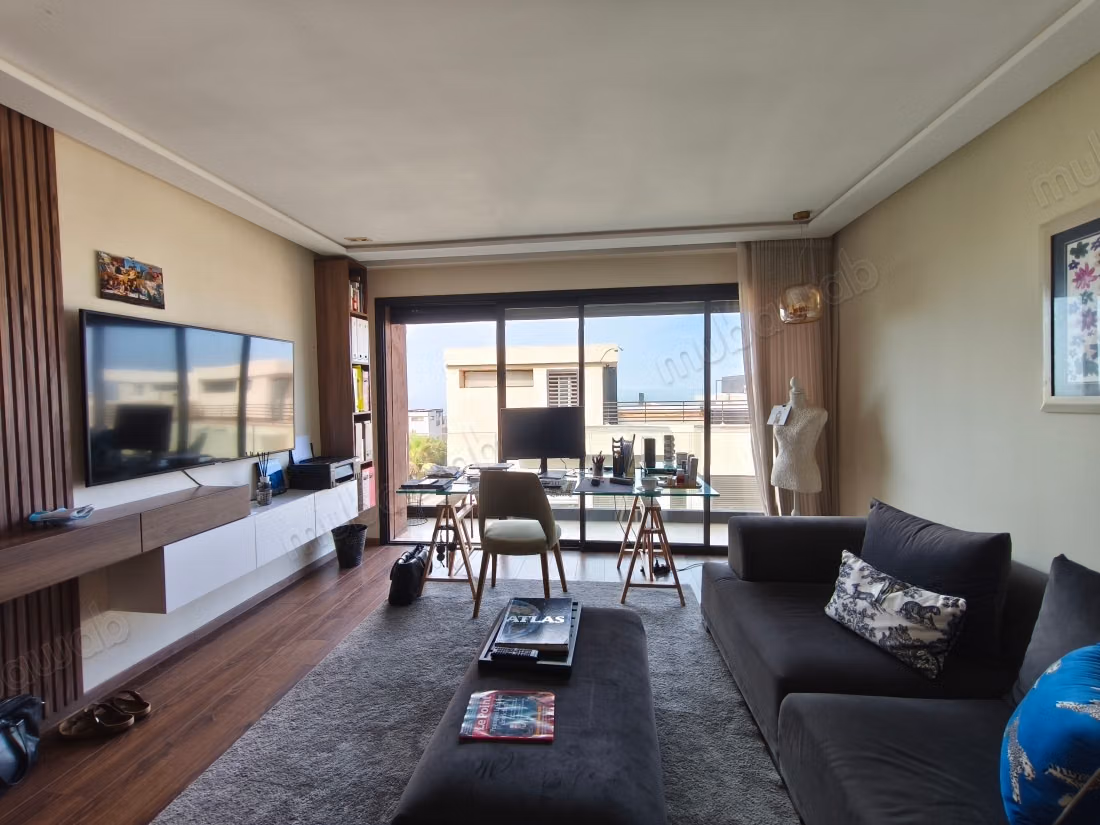 Te koop Villa met panoramisch uitzicht op de oceaan 390m