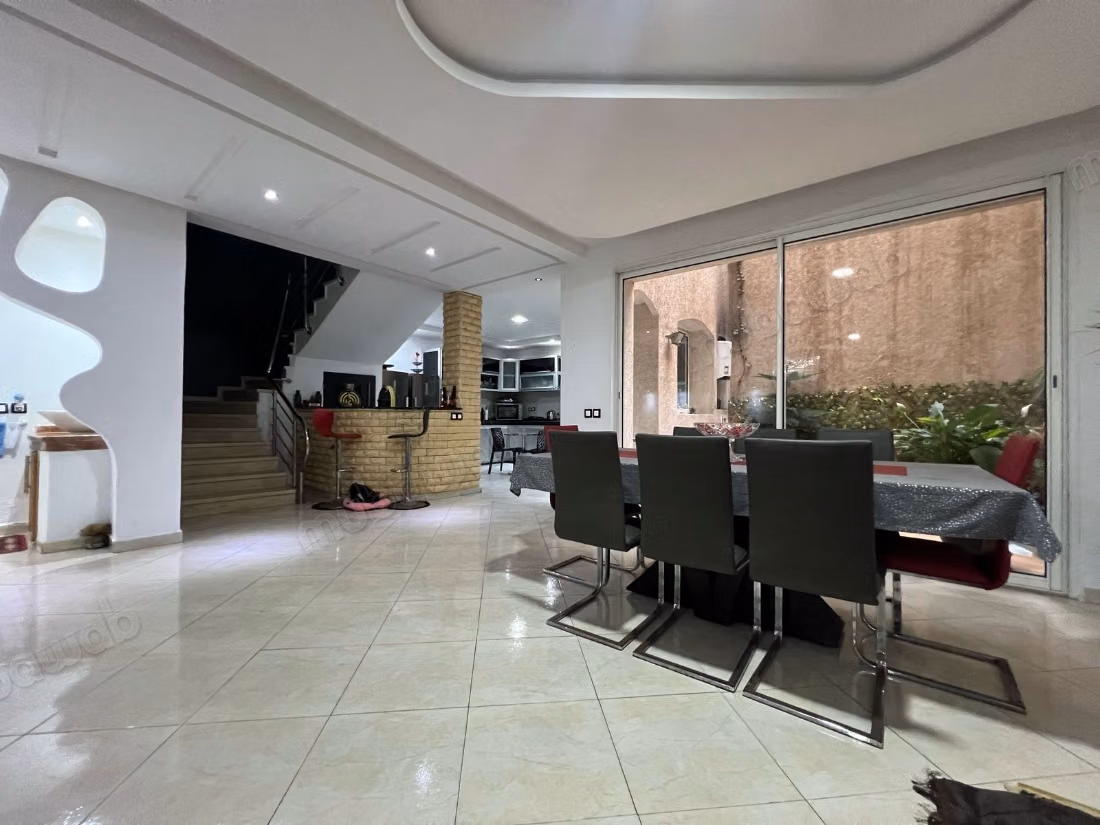 Appartement en vente à Nassim 
1.4 chambres — 4