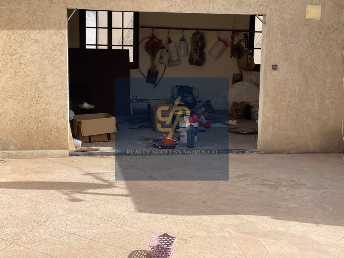 Maison R2 de 530m² a Vendre a Sidi Maarouf