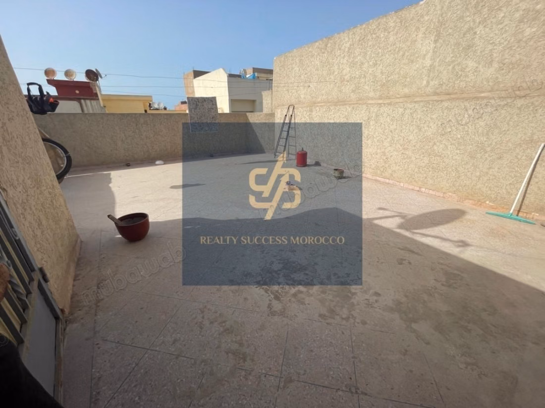 Maison R2 de 530m² a Vendre a Sidi Maarouf