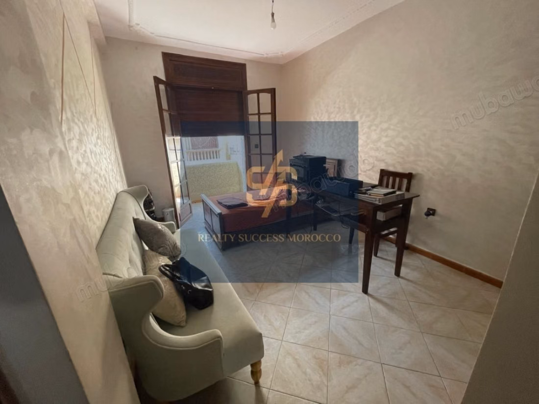 Maison R2 de 530m² a Vendre a Sidi Maarouf