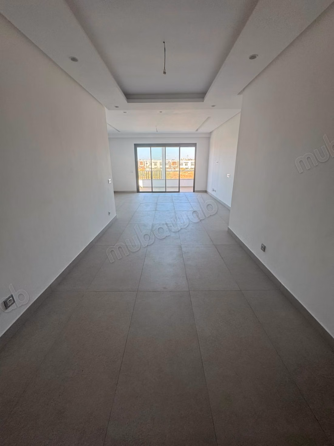 Appart à louer vide à Ain Diab Extension 14000dh