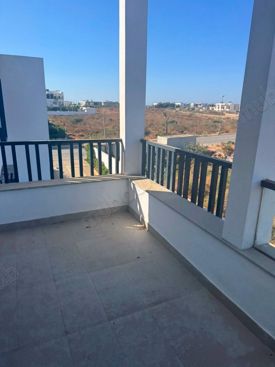 Appart à louer vide à Ain Diab Extension 14000dh