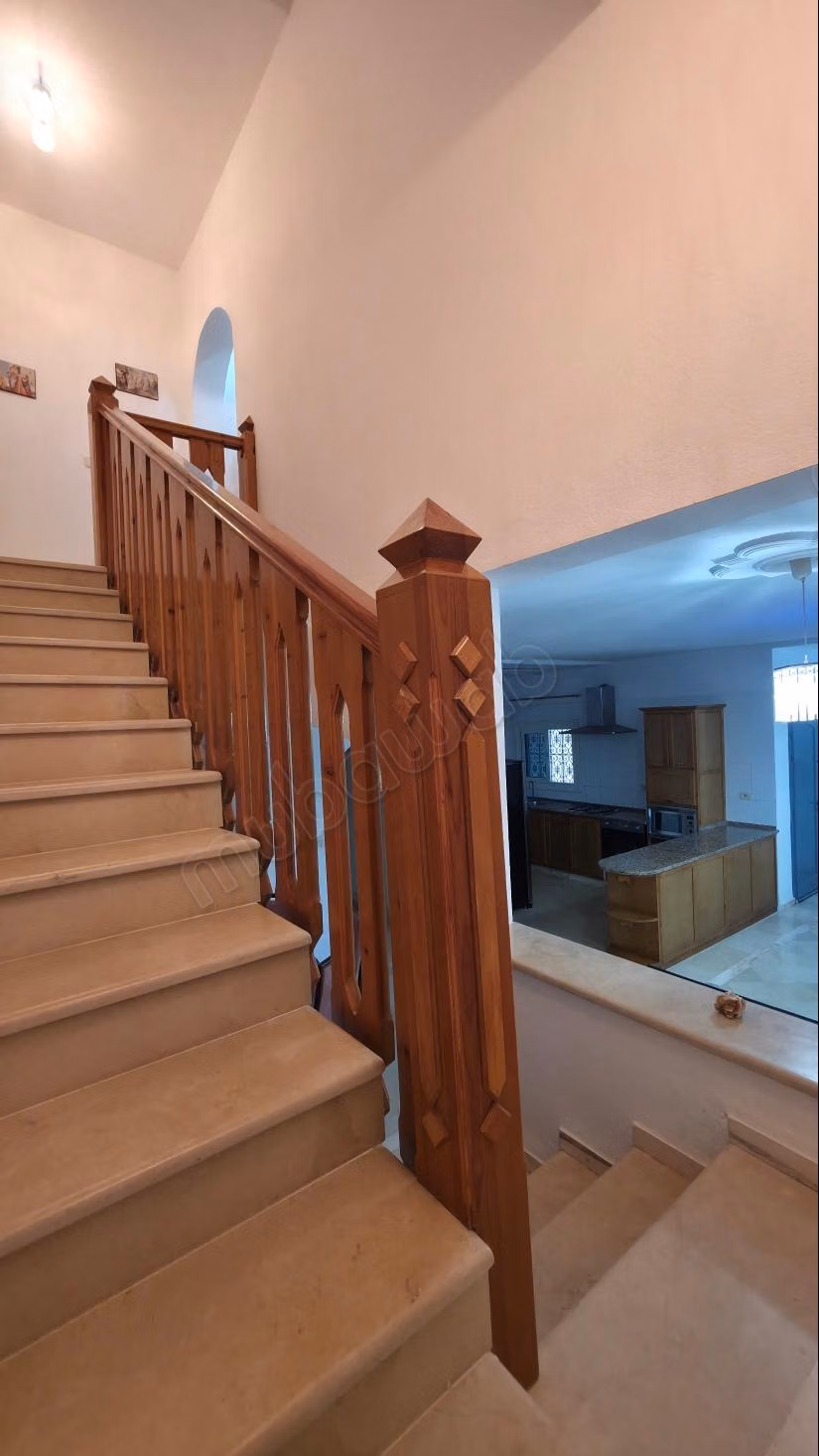 Villa de luxe à louer à Midoun. Surface totale 1000 m². Meublé