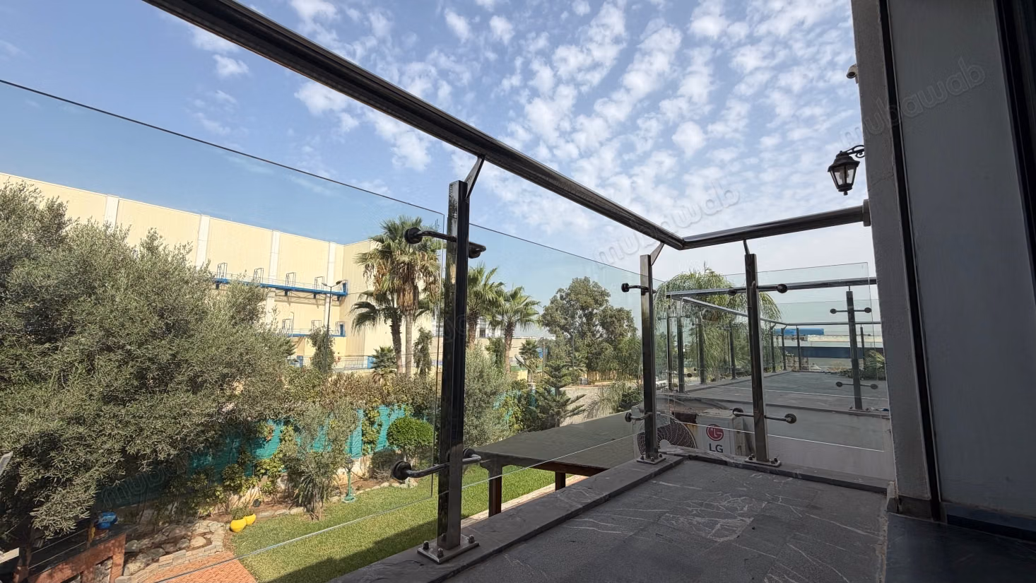 Villa de excepción en venta - 700 m² construidos en 3 niveles