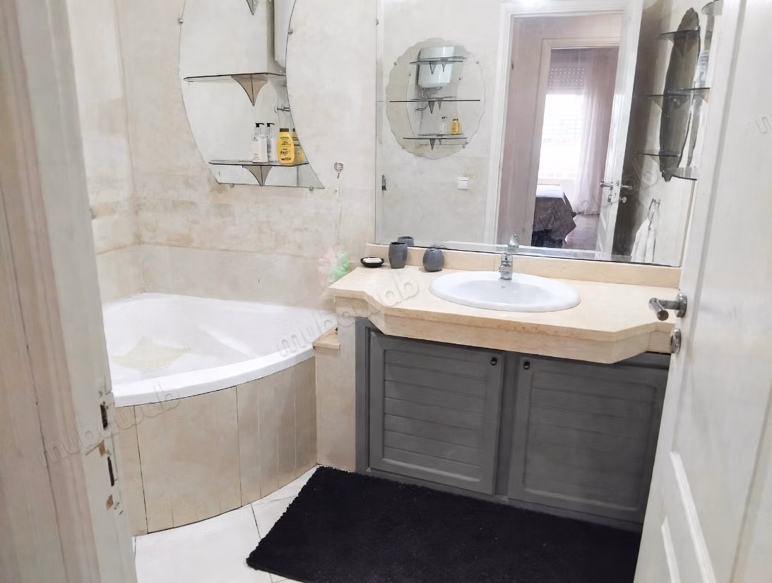 Appartement à vendre à Beau rivage — 4