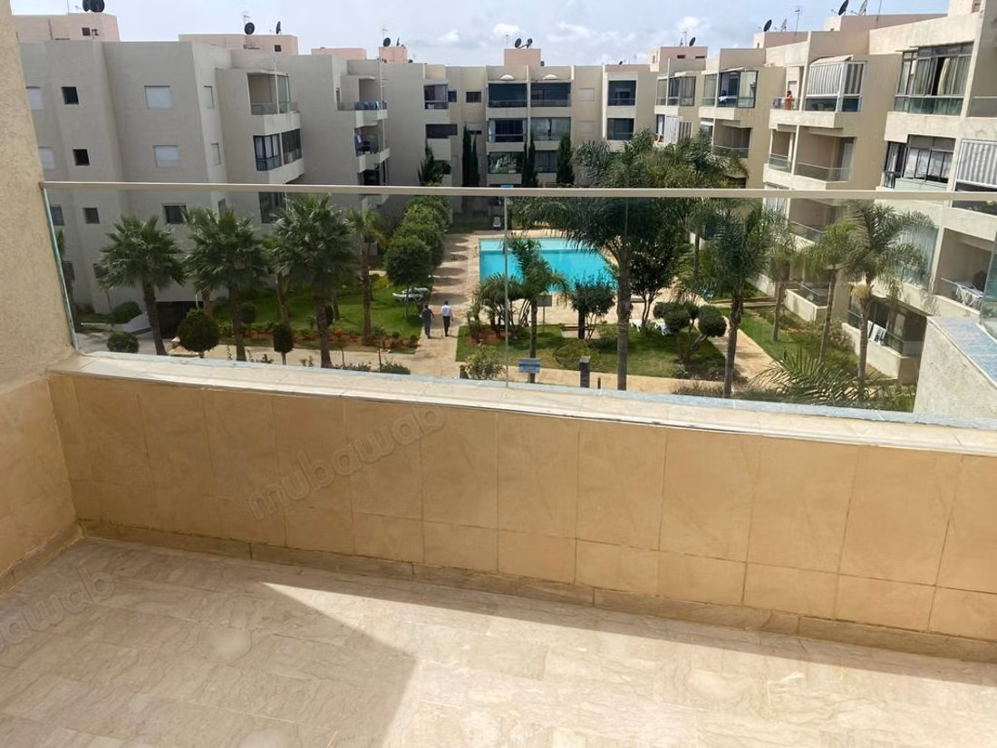 Mimoza appartement vide dernier etage