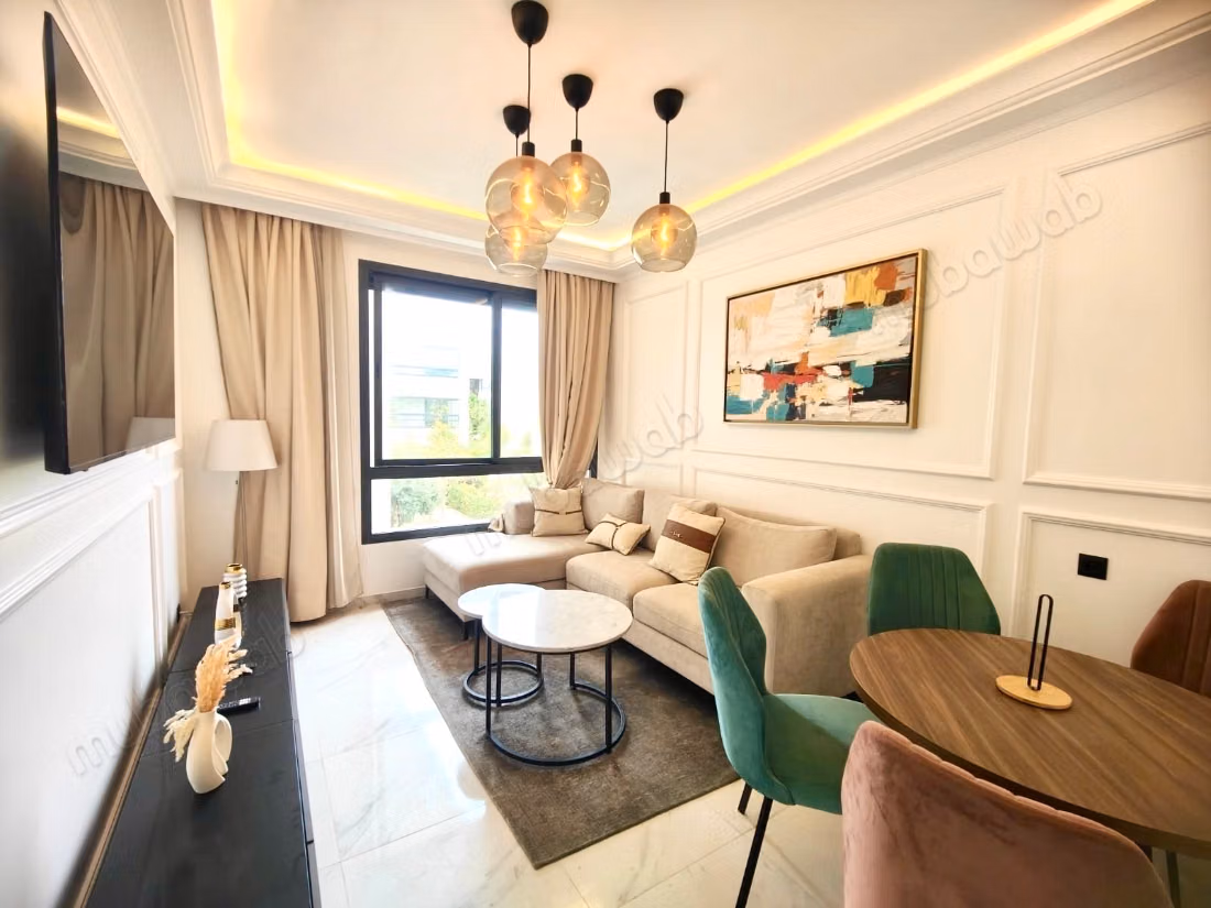 En Vente Meublé: Magnifique Appartement 3 chambres dans une résidence fermé avec piscine salle de sport et espaces verts au Cœur du Quartier Domaine D’Anfa à Casablanca — 2