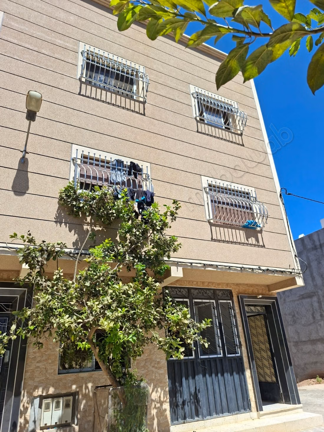 Titré Grande maison familiale à Stehat équipés