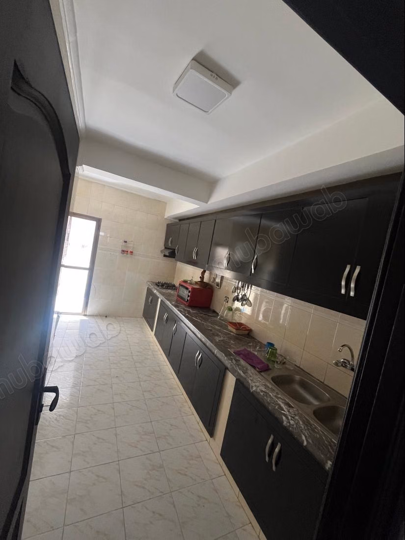 Bel appartement à louer à Mozart. Superficie totale 150 m². Meublé
