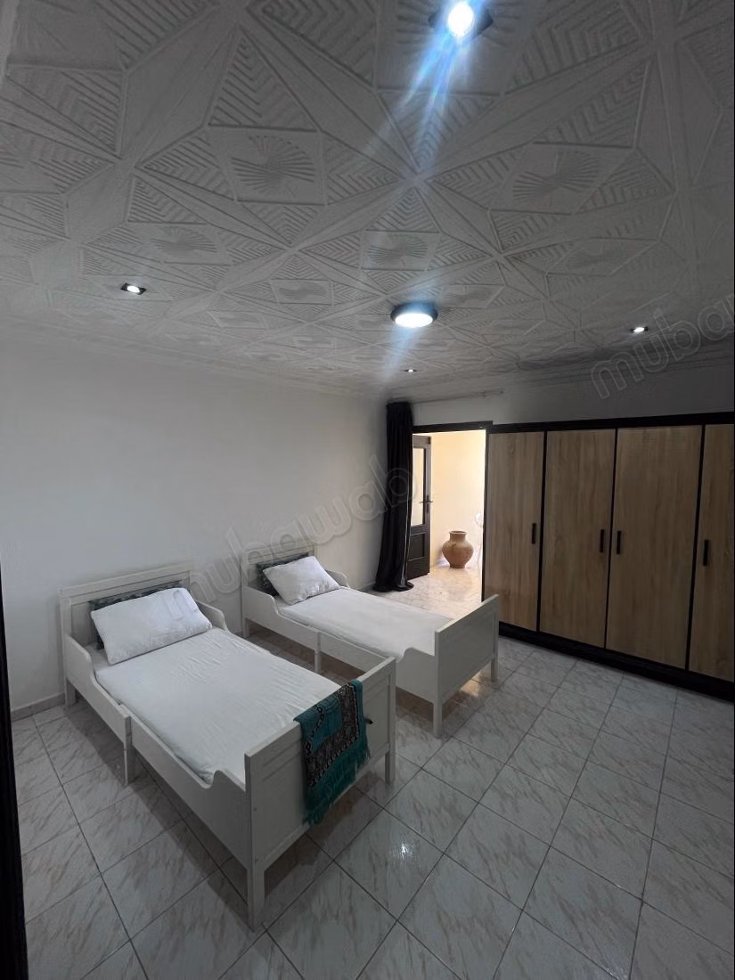 Bel appartement à louer à Mozart. Superficie totale 150 m². Meublé