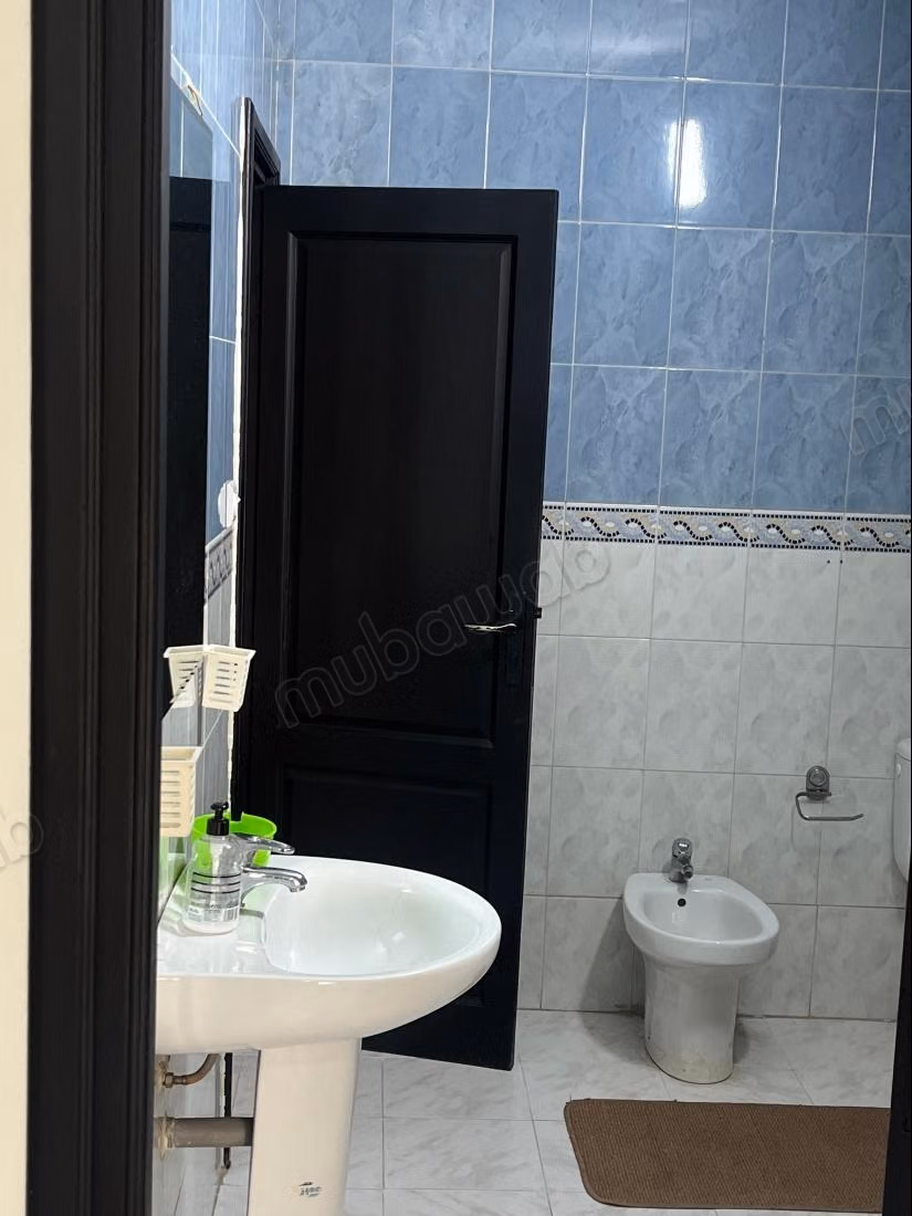 Bel appartement à louer à Mozart. Superficie totale 150 m². Meublé
