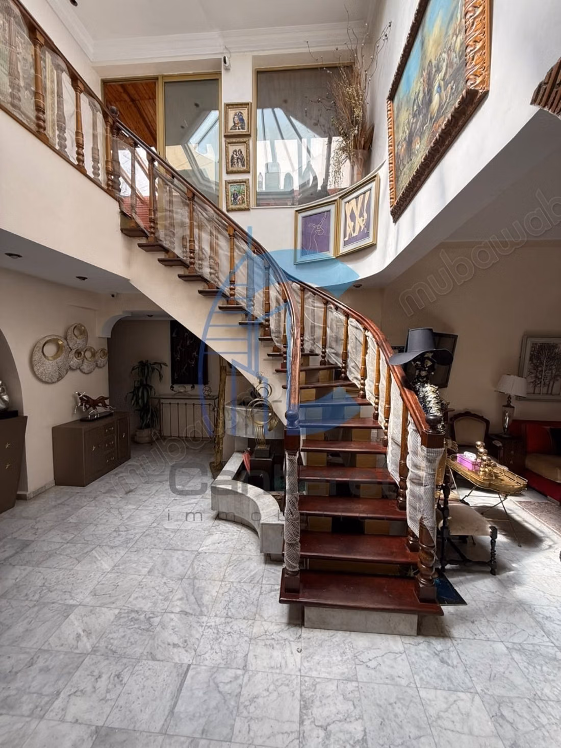 À louer duplex d'exception de 500m² racine