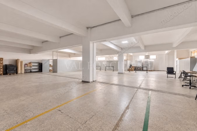 Location local industriel 500 m2 au 1er étage, 
ZI Casablanca