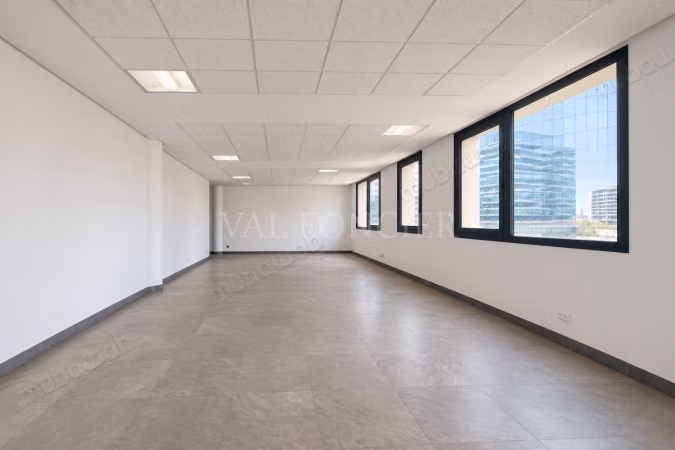 Alquiler de oficina nueva de 75 m² en Casablanca Finance City, Casablanca