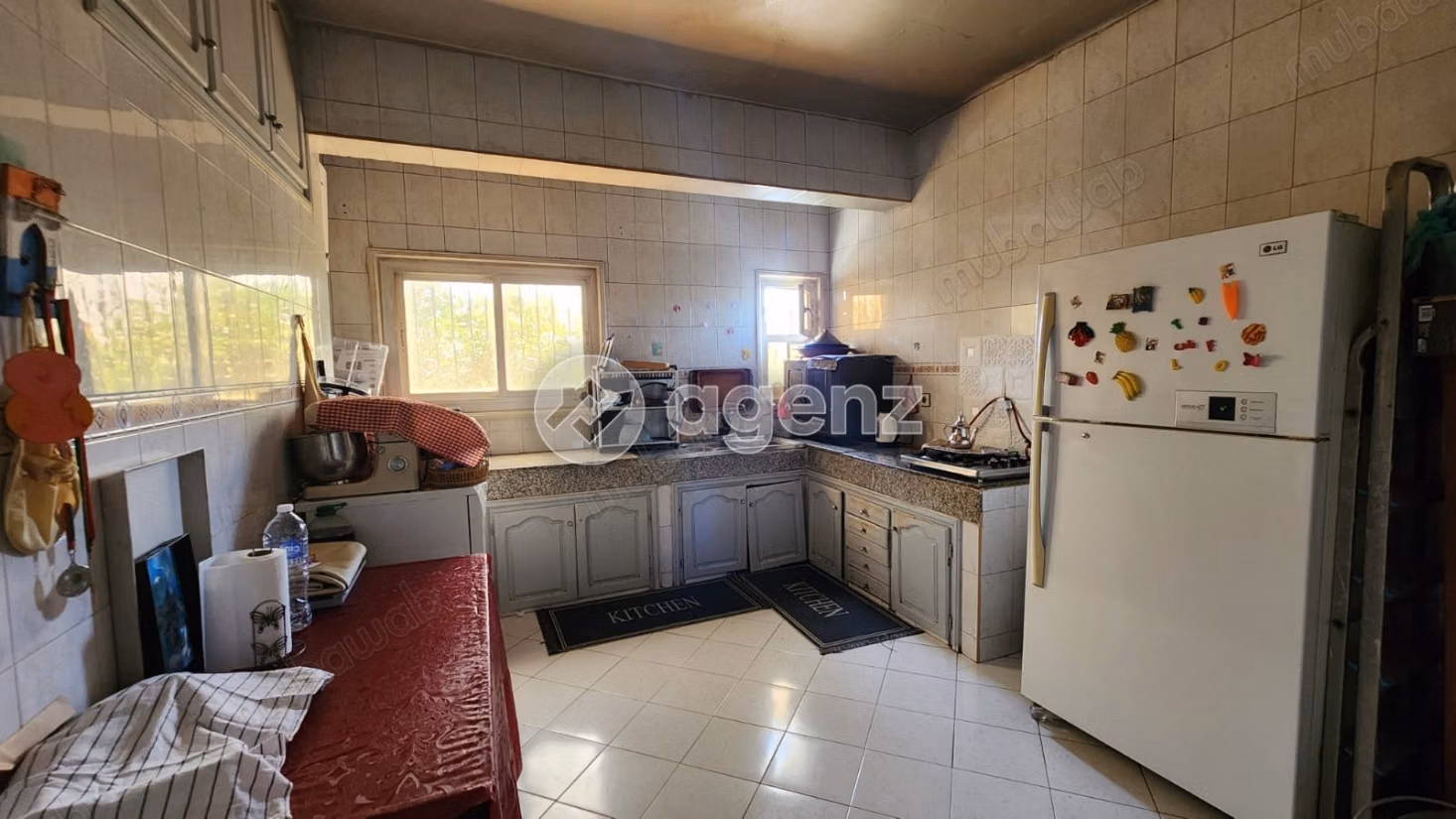 Appartement à vendre 143 m², 3 chambres 
Hay Houda 
Agadir — 3