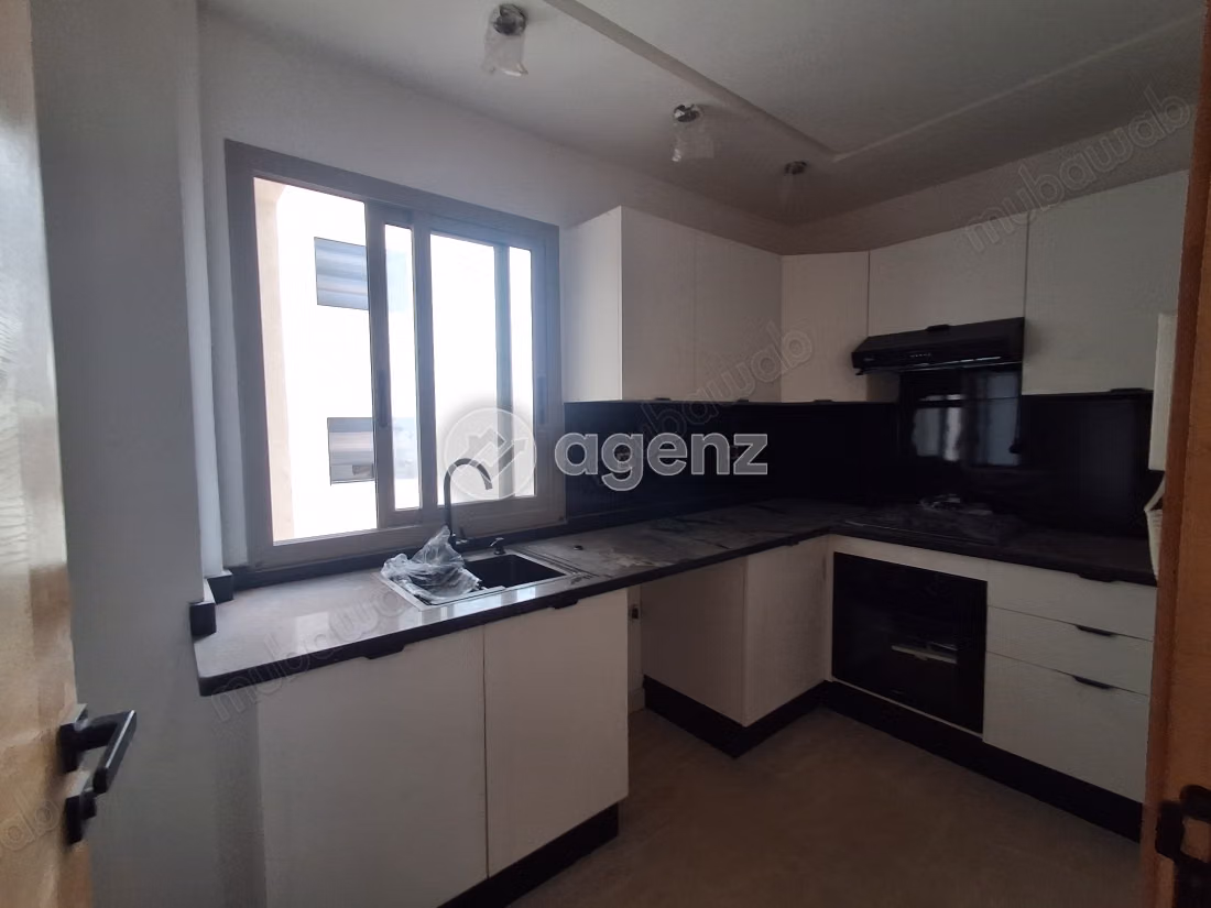 IMM ZO Appartement à vendre 56 m², 2 chambres 
Sidi Maarouf 
Casablanca — 3