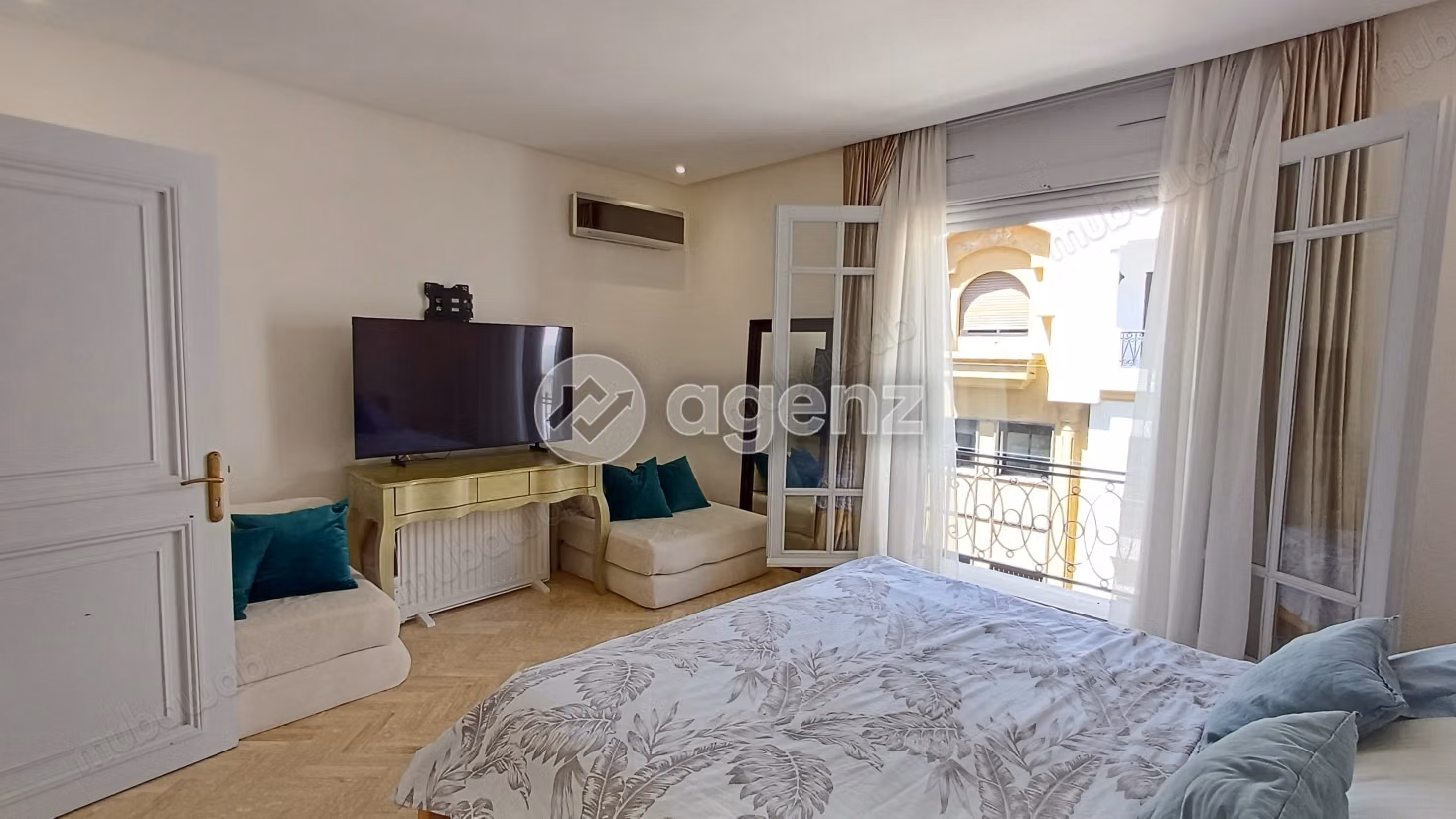 Appartement à vendre 198 m², 3 chambres 
Racine Casablanca — 2