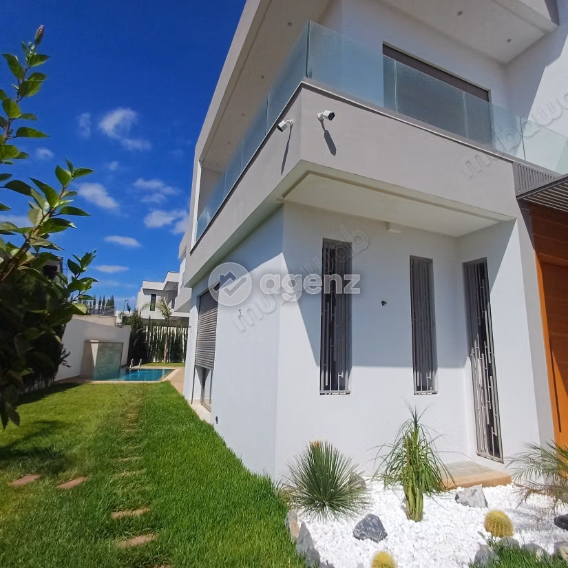 Villa à louer 670 m², 4 chambres Bouskoura Bouskoura