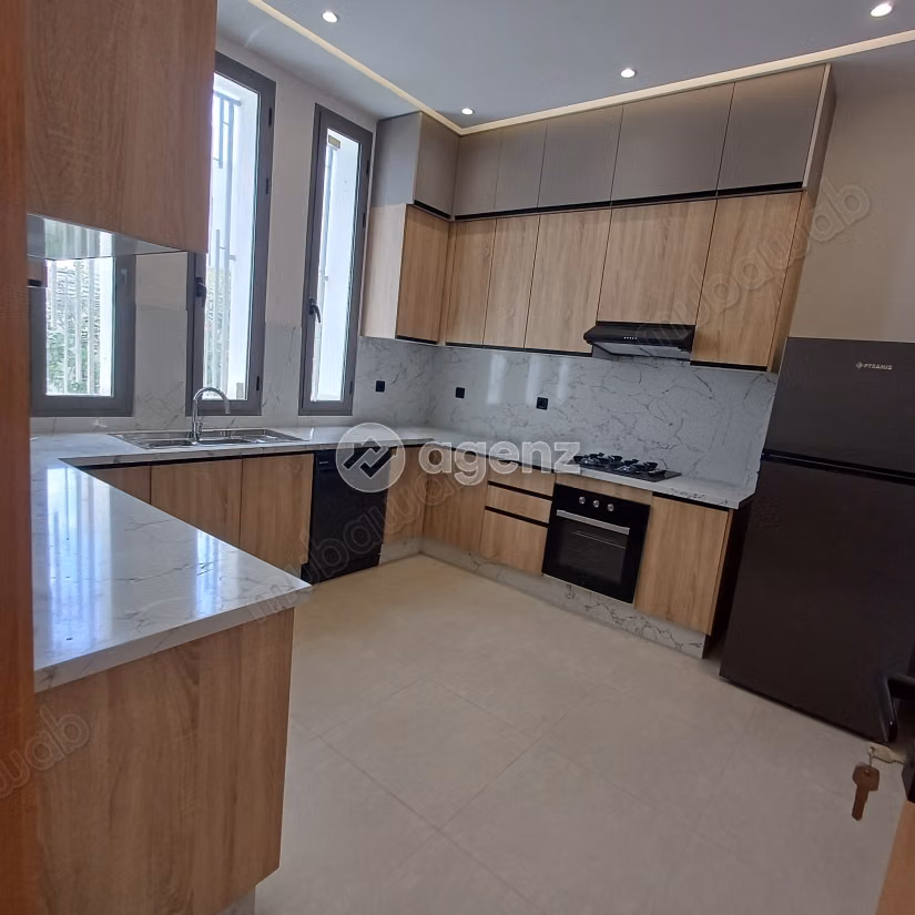 Villa à louer 670 m², 4 chambres Bouskoura Bouskoura