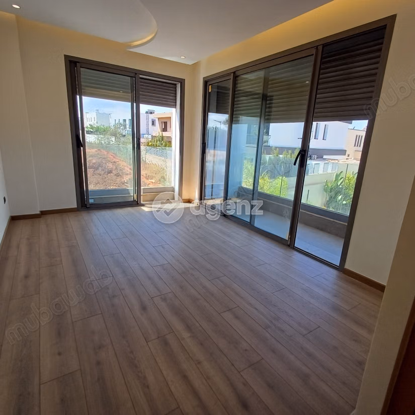 Villa à louer 670 m², 4 chambres Bouskoura Bouskoura
