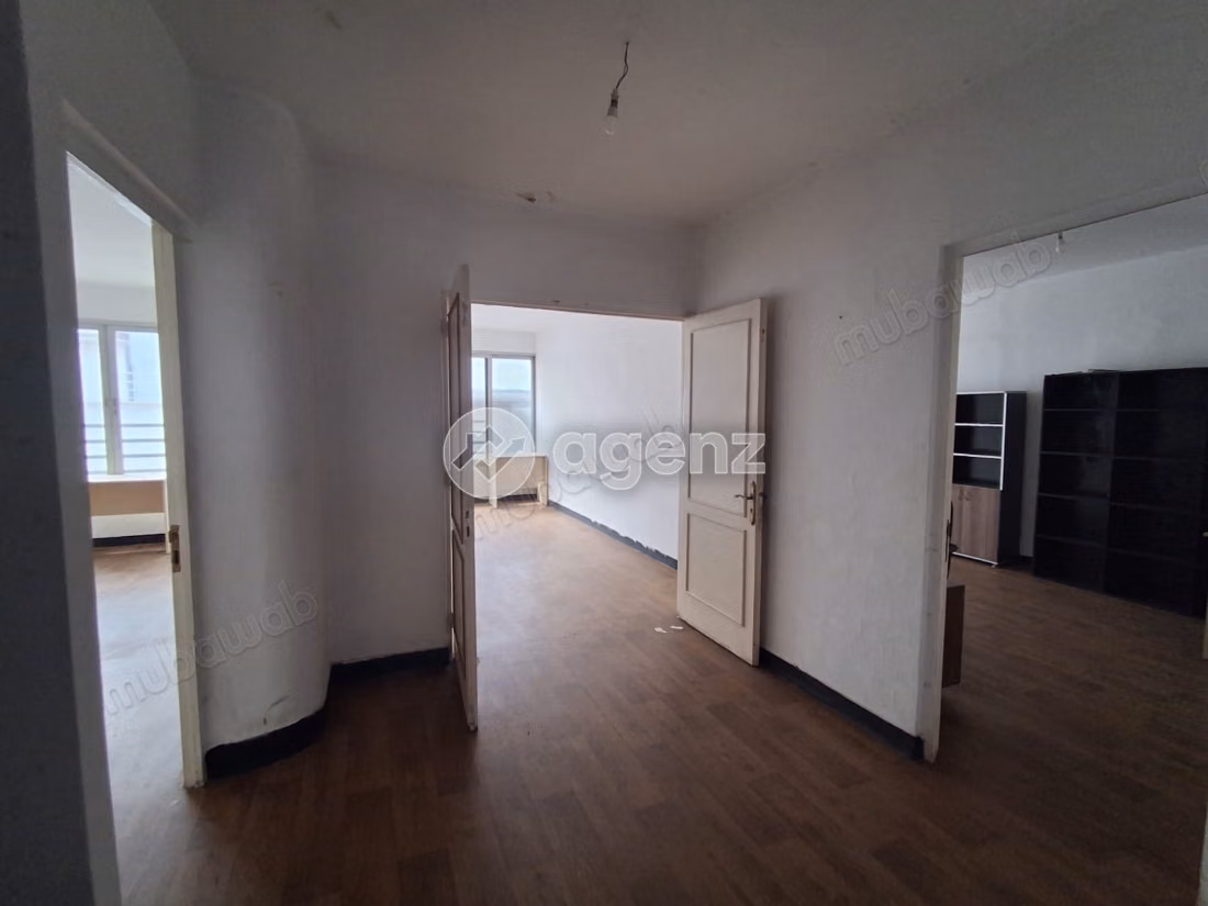 Oficina en alquiler 112 m² Foncière Casablanca