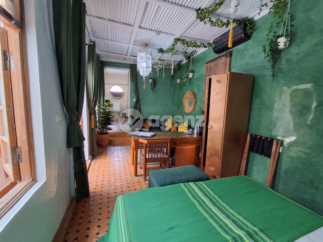 Riad à vendre 132 m², 7 chambres Bab Chaafa Salé