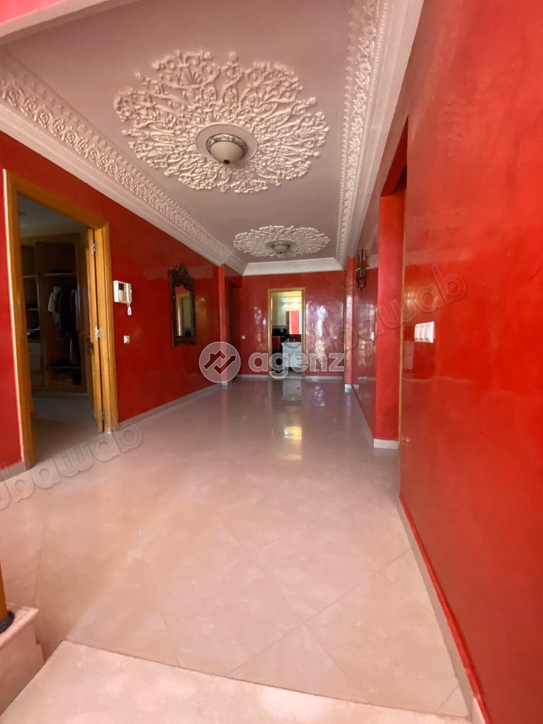 Villa à vendre 467 m², 5 chambres 
Aéroport Mohammed V 
Bouskoura