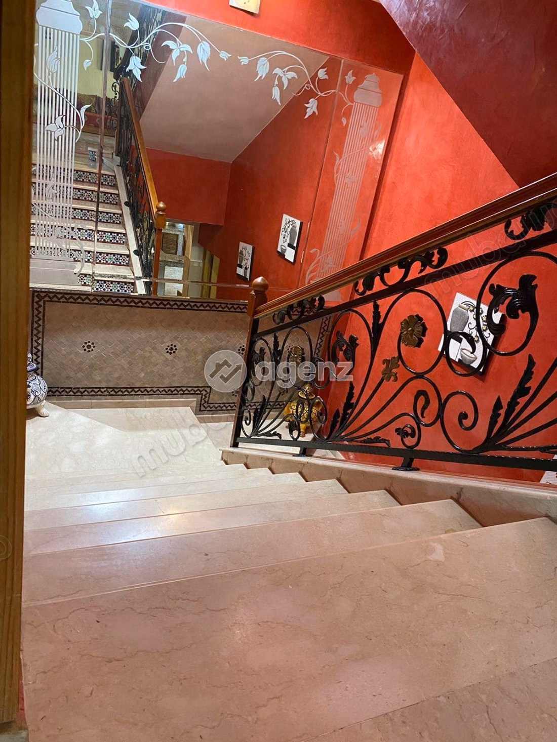 Villa à vendre 467 m², 5 chambres 
Aéroport Mohammed V 
Bouskoura