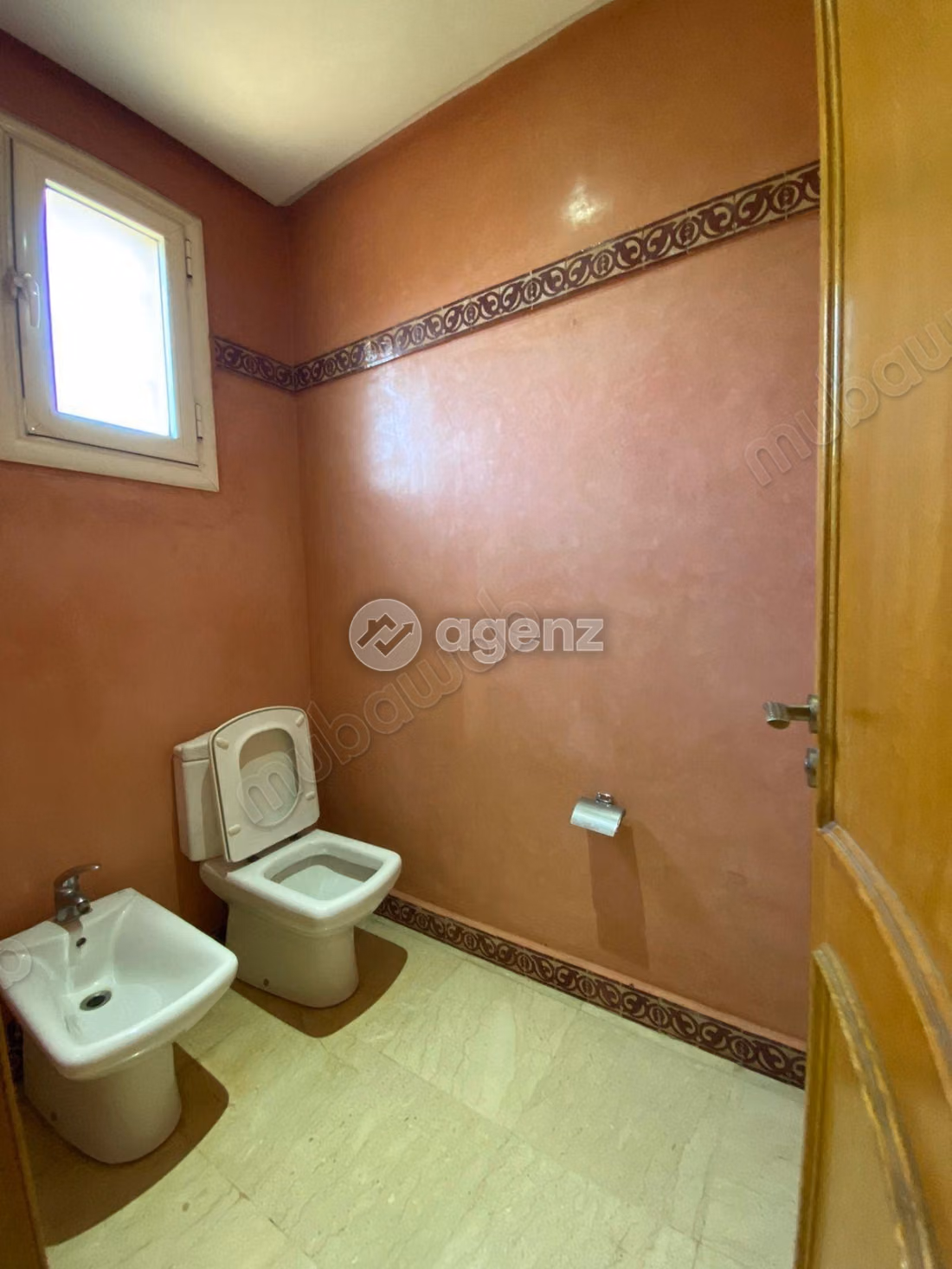 Villa à vendre 467 m², 5 chambres 
Aéroport Mohammed V 
Bouskoura
