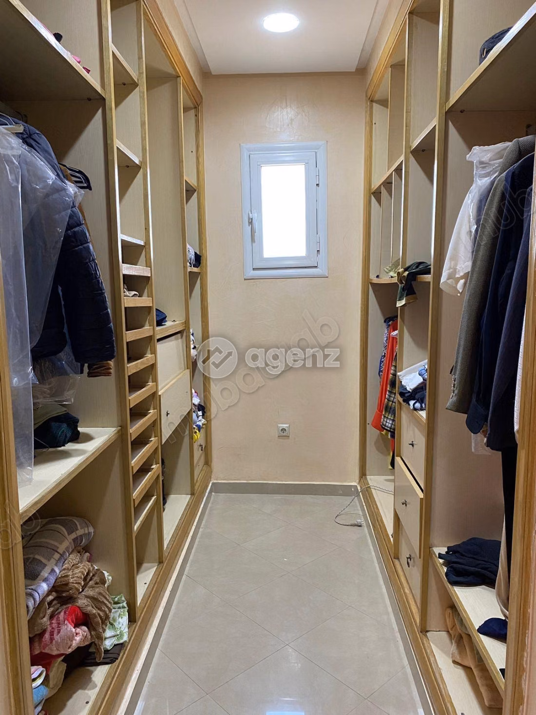Villa à vendre 467 m², 5 chambres 
Aéroport Mohammed V 
Bouskoura