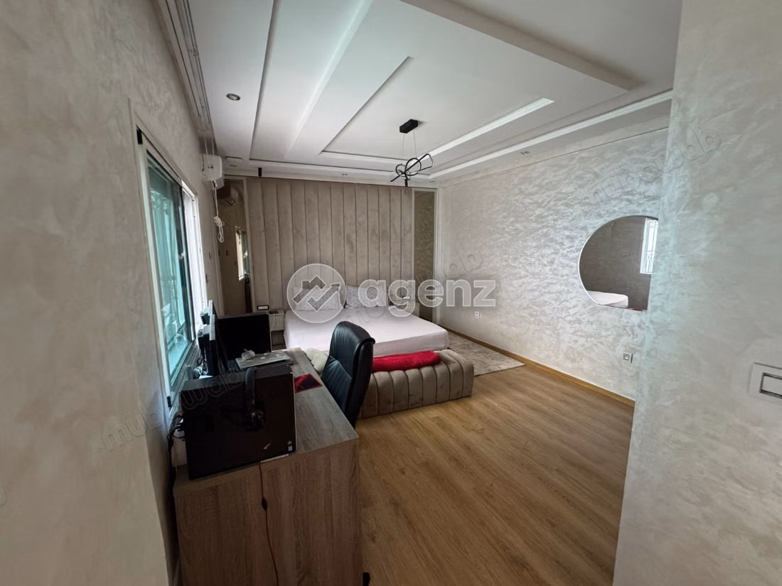 Duplex à vendre 253 m², 4 chambres 
Laymoune Casablanca — 2