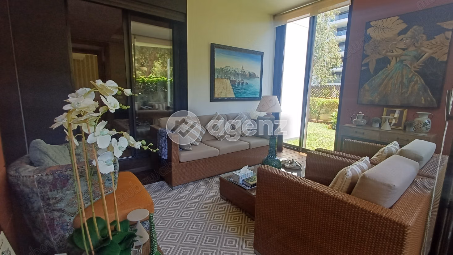 Appartement à vendre 322 m², 3 chambres 
Souissi Rabat