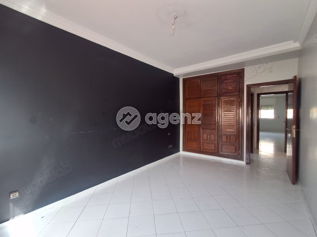Appartement à vendre 134 m², 3 chambres 
Les hôpitaux Casablanca — 5