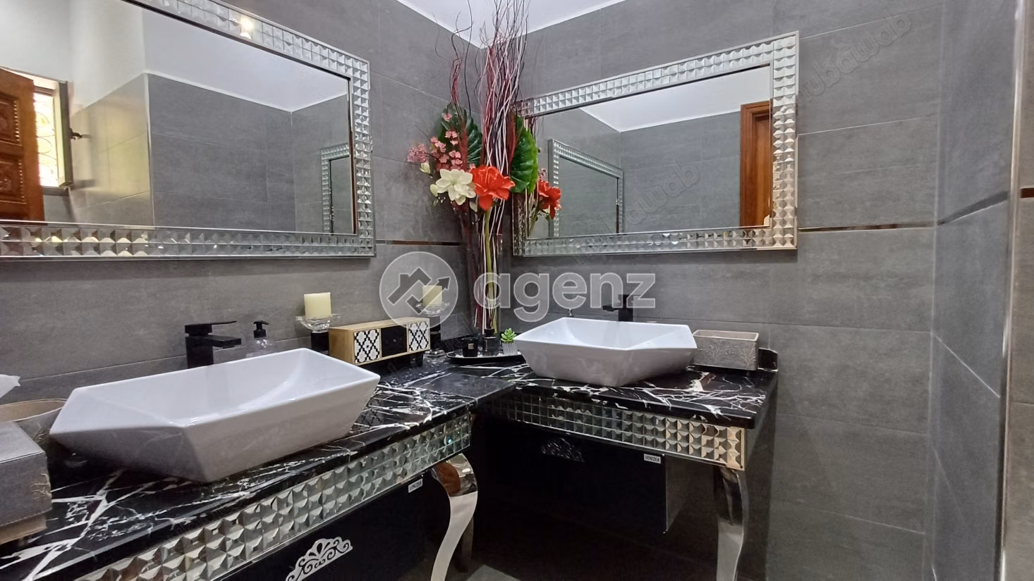 Villa for sale 438 m², 4 bedrooms Targa Marrakech